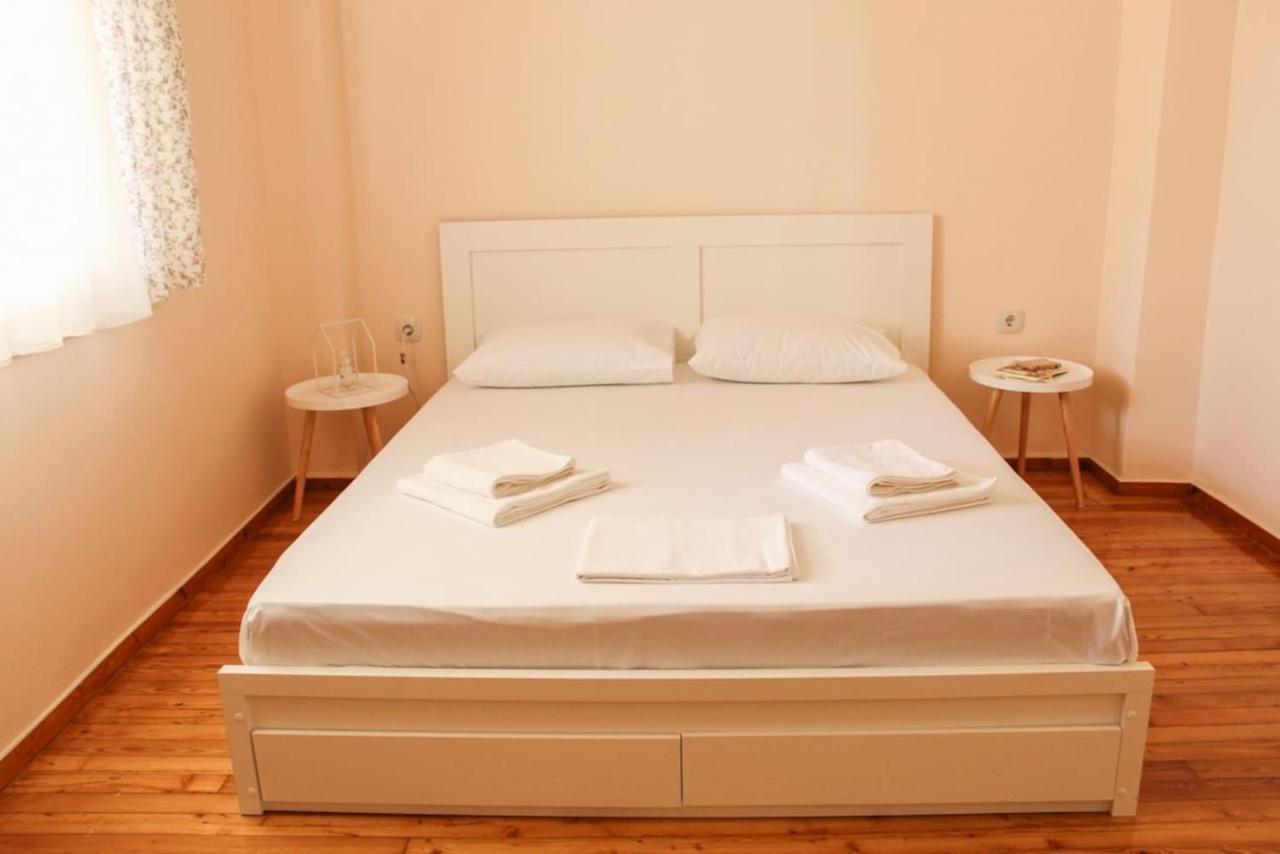Centro Home Kalamáta Buitenkant foto